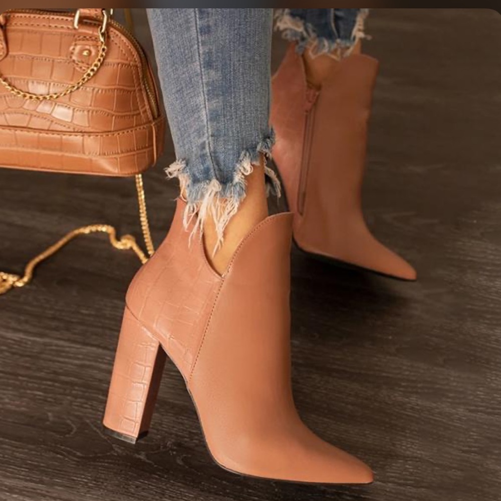 Tan Chunky Heel Boots